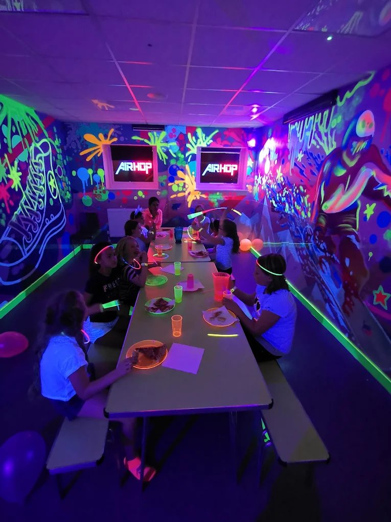 AirHop - Bristol — kids' party venue in Bristol
