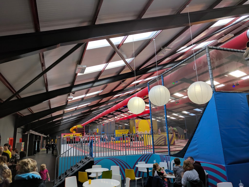 Red Kangaroo - Reading — kids' party venue in London