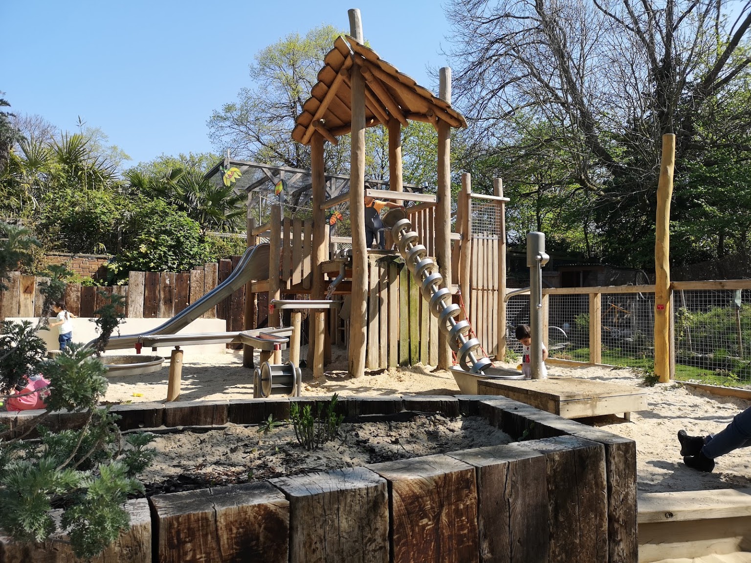 Hanwell Zoo — kids' party venue in London