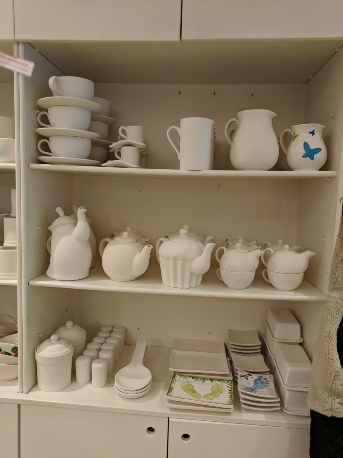 Zebra Ceramics — kids' party venue in London