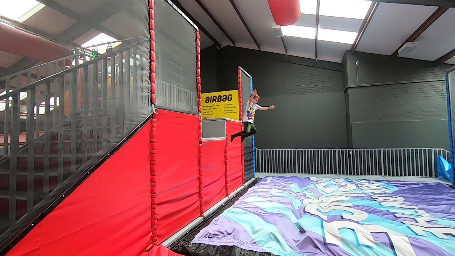 Red Kangaroo - Reading — kids' party venue in London