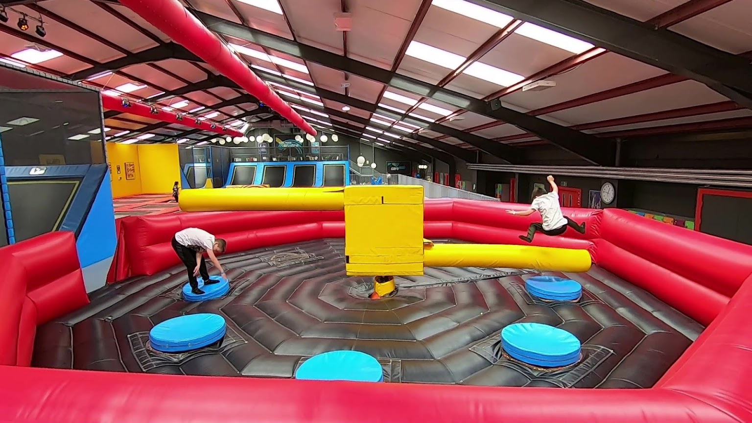Red Kangaroo - Reading — kids' party venue in London