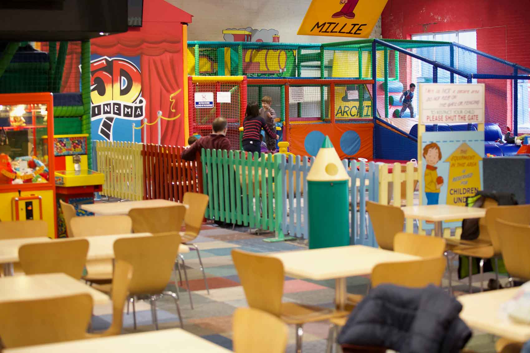 Clowntown — kids' party venue in London