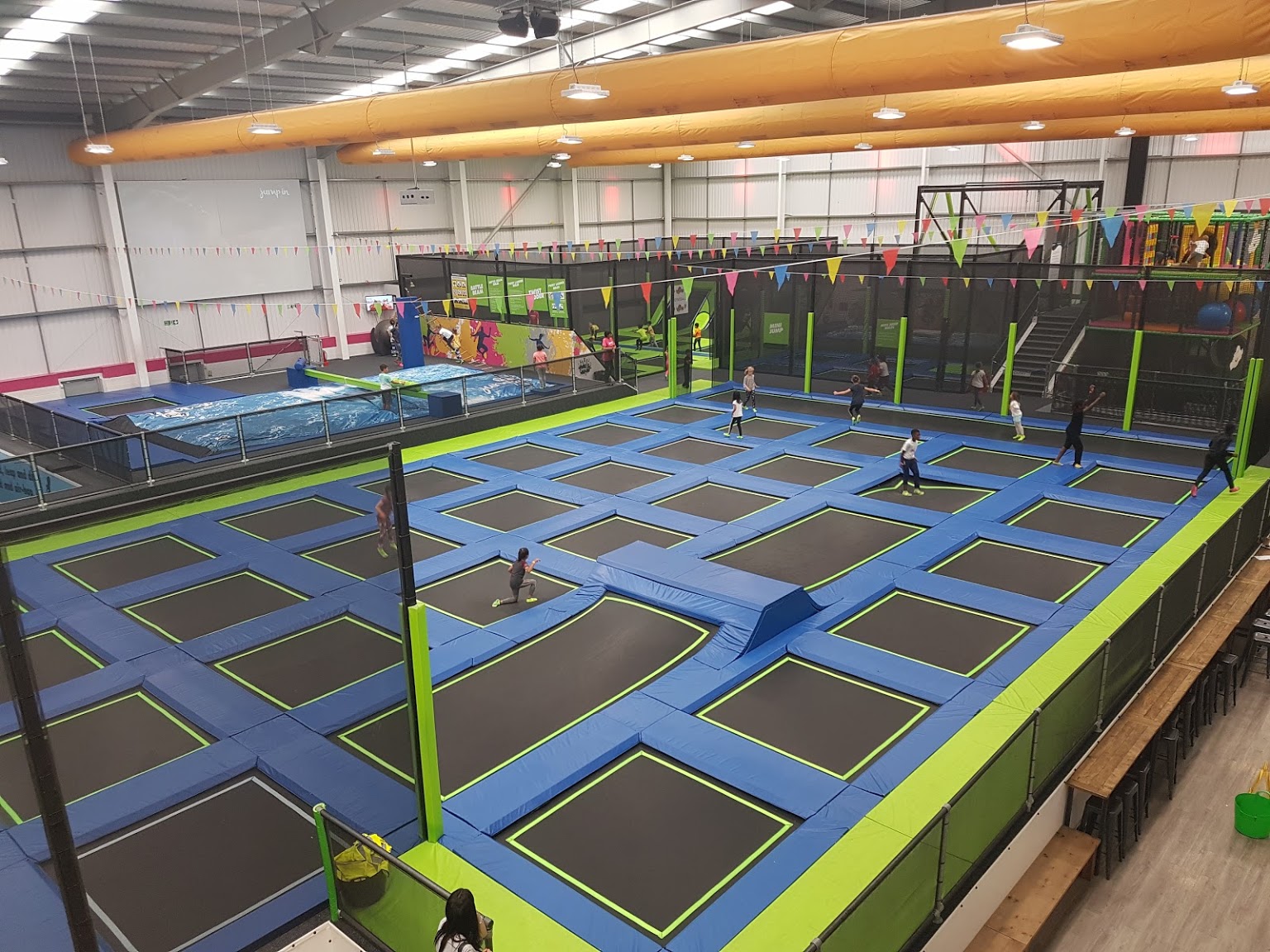 Jump In - Enfield — kids' party venue in London