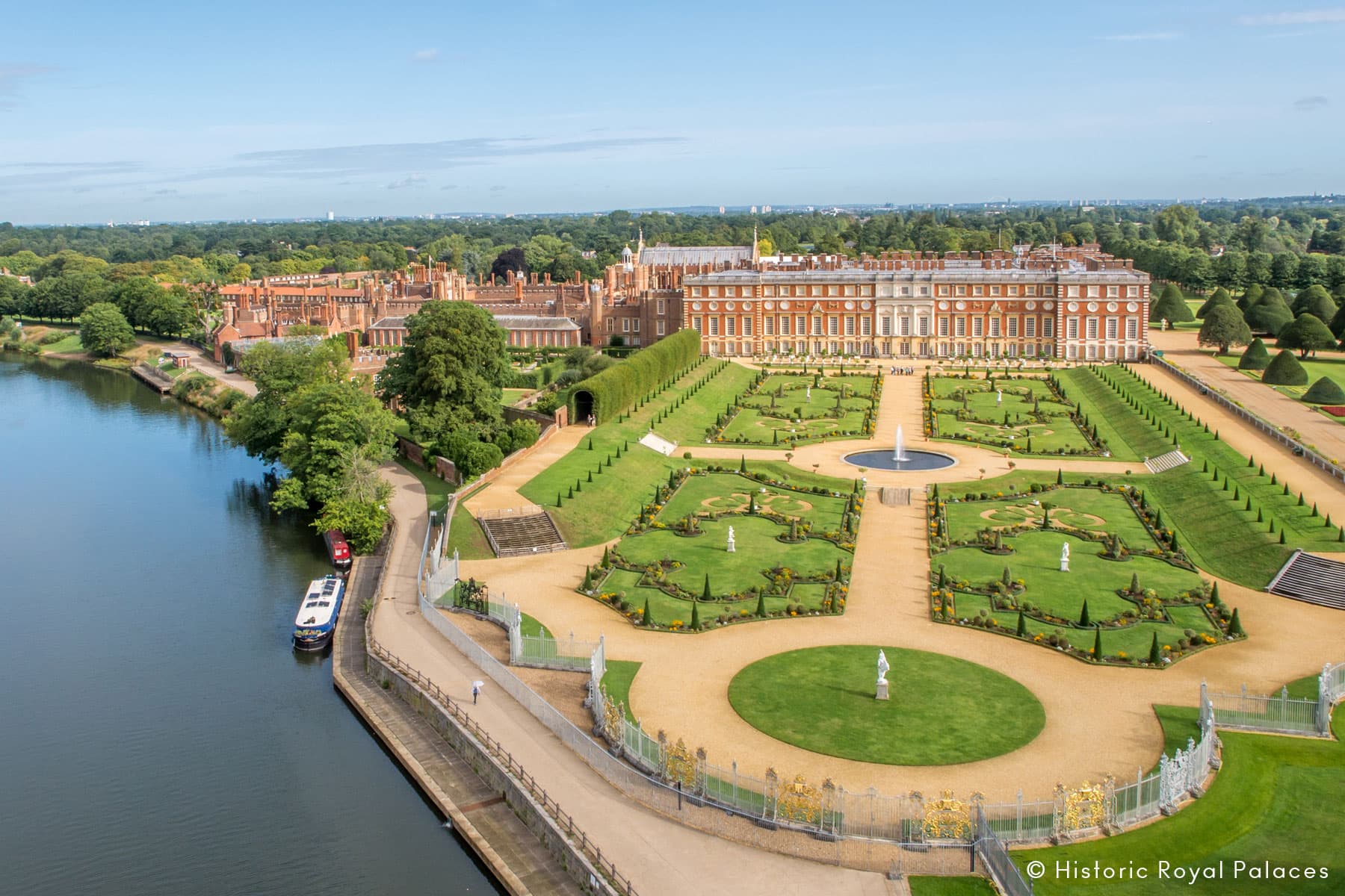 Hampton Court Palace — kids' party venue in London