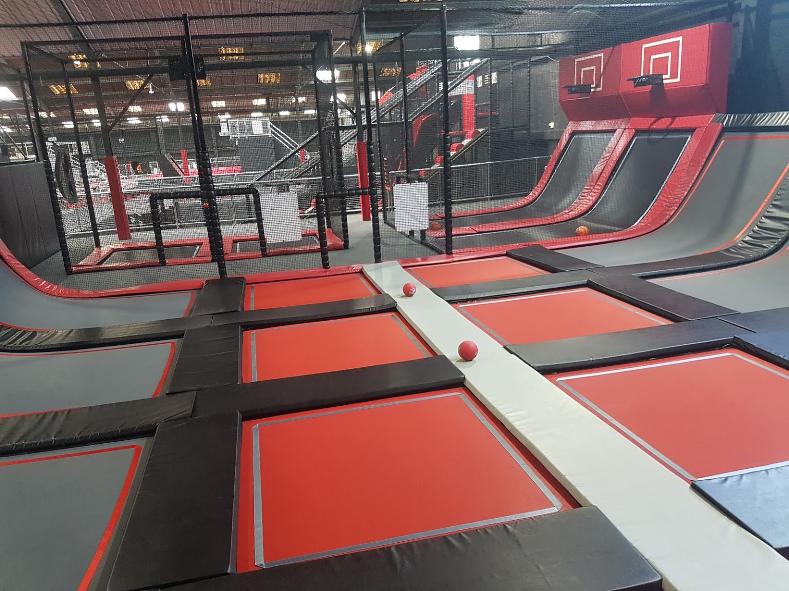Jump London — kids' party venue in London