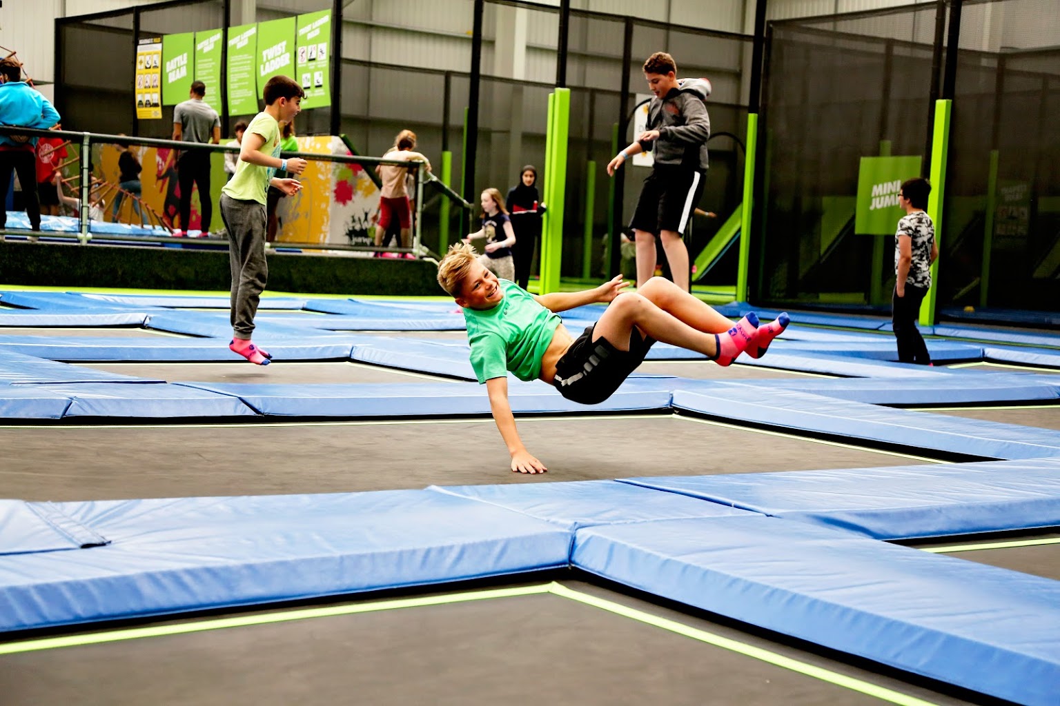 Jump In - Enfield — kids' party venue in London