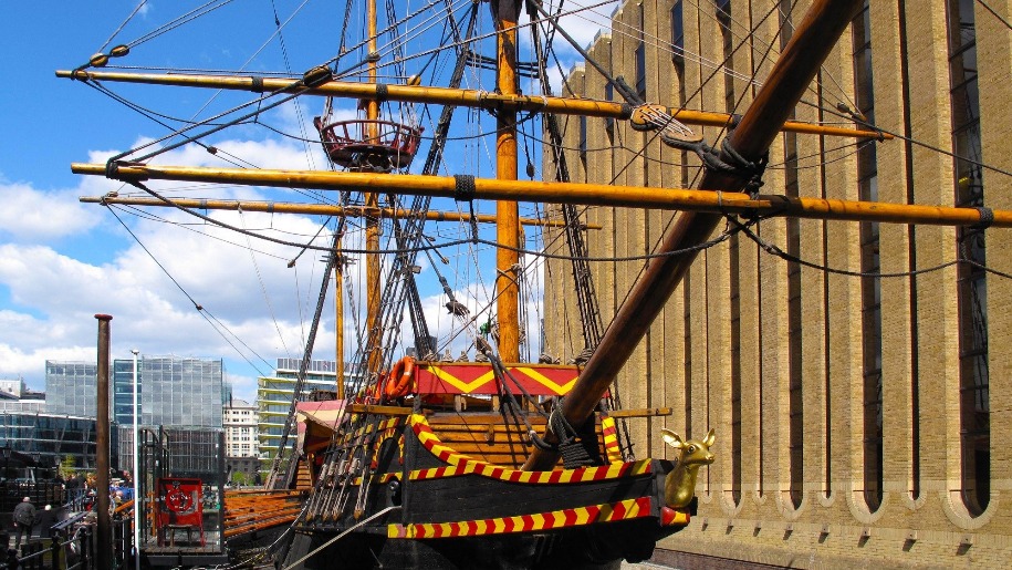 The Golden Hinde — kids' party venue in London