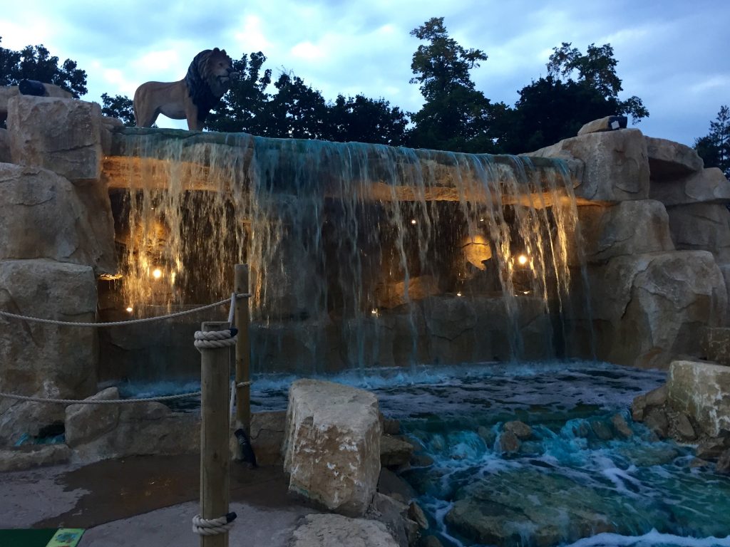Jungle Falls Adventure Golf — kids' party venue in London
